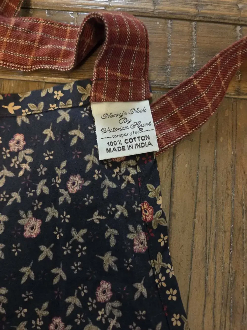 Nancy's Nook apron by Victorian Heart Company